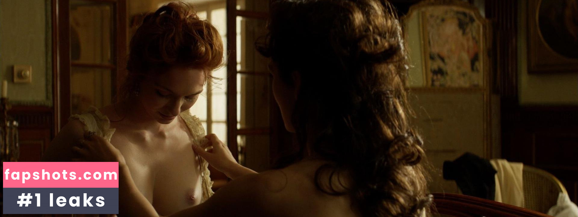 Eleanor Tomlinson gallery photo #88