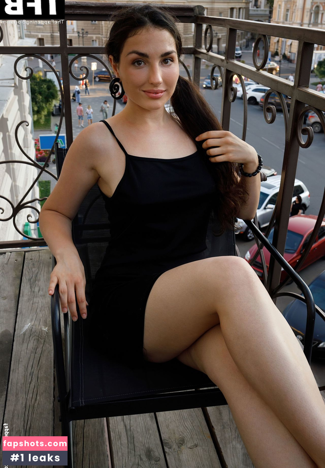 Electra Noir gallery photo #5