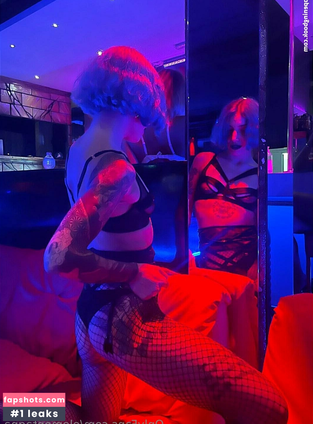 elemontagna Nude Leaks OnlyFans Photos #15 - LeakJerk