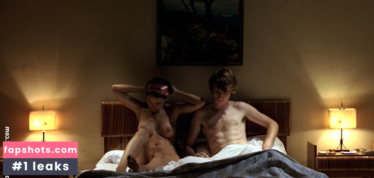 Elena Anaya gallery photo #13