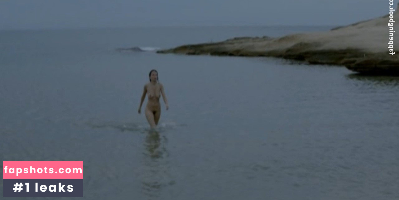 Elena Anaya gallery photo #50