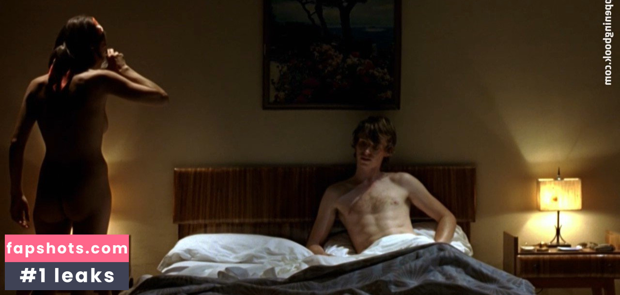 Elena Anaya gallery photo #56