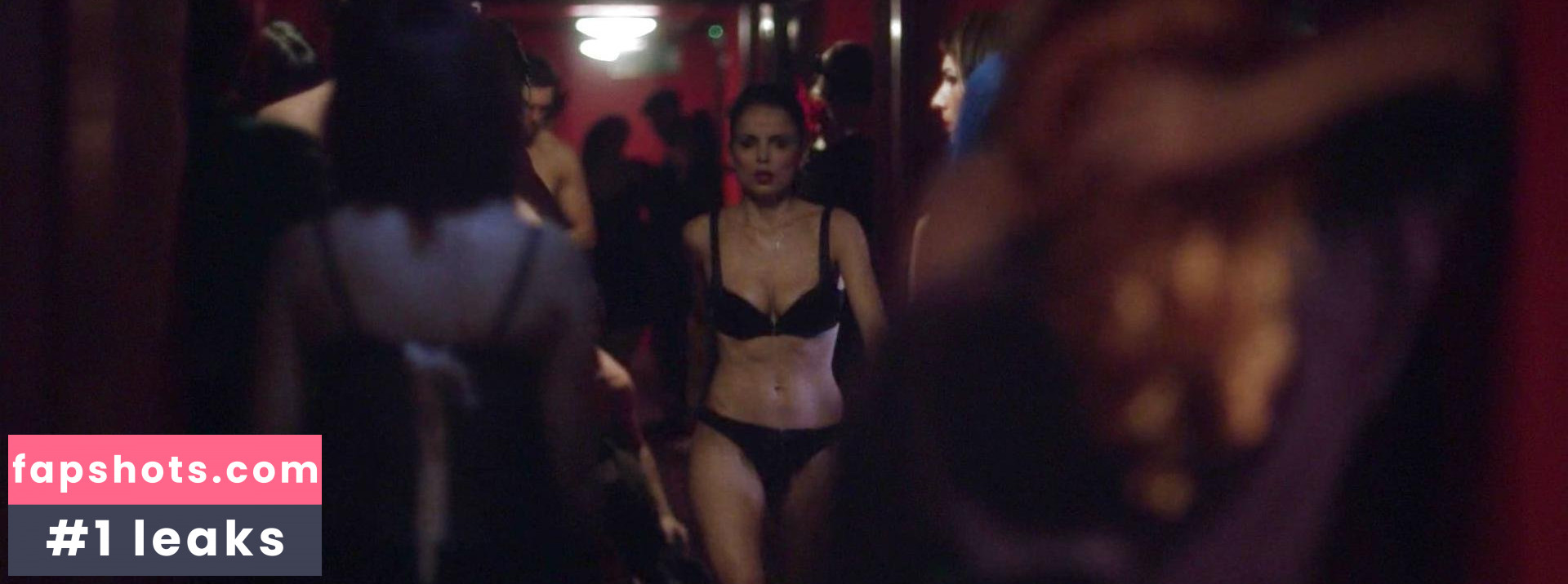 Elena Anaya gallery photo #64