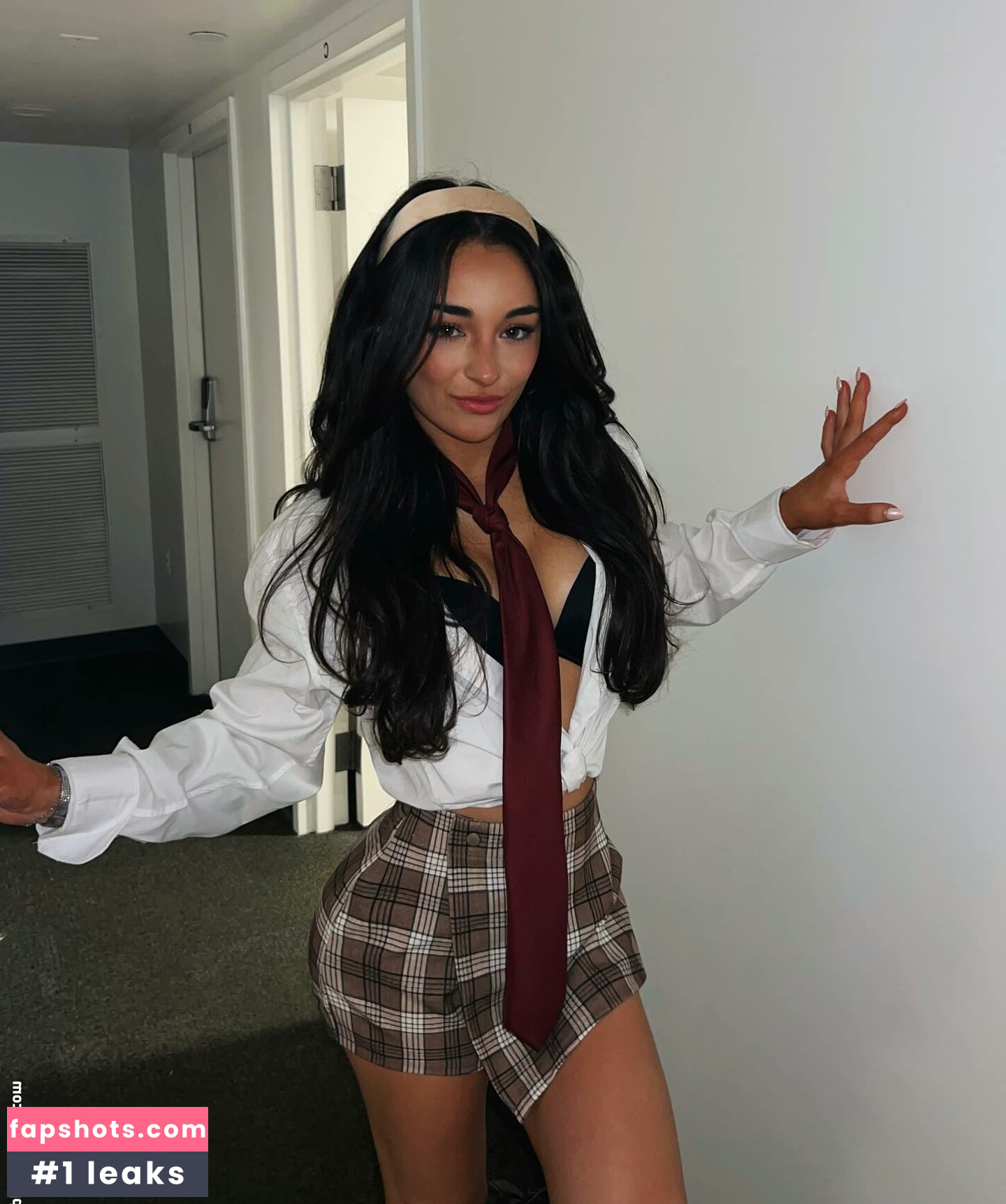 Elena Arenas Nude Leaks OnlyFans Photos #14 - LeakJerk
