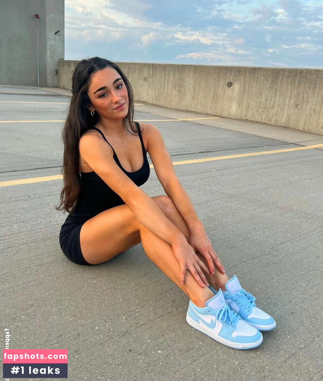 Elena Arenas Nude Leaks OnlyFans Photos #53 - LeakJerk