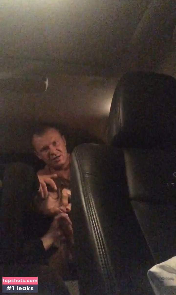 Elena Berkova gallery photo #23