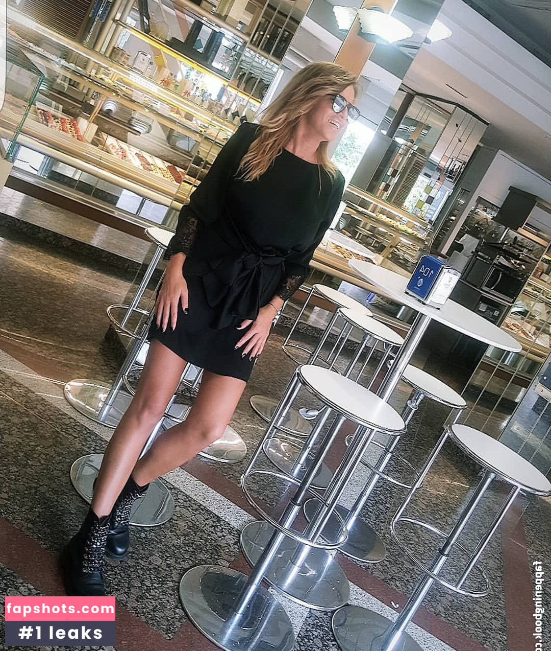 Elena Daniela Ungureanu gallery photo #28