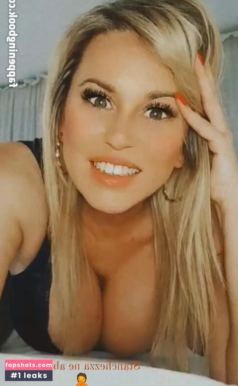 Elena Daniela Ungureanu gallery photo #9