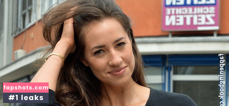 Elena Garcia Gerlach nude babe gallery