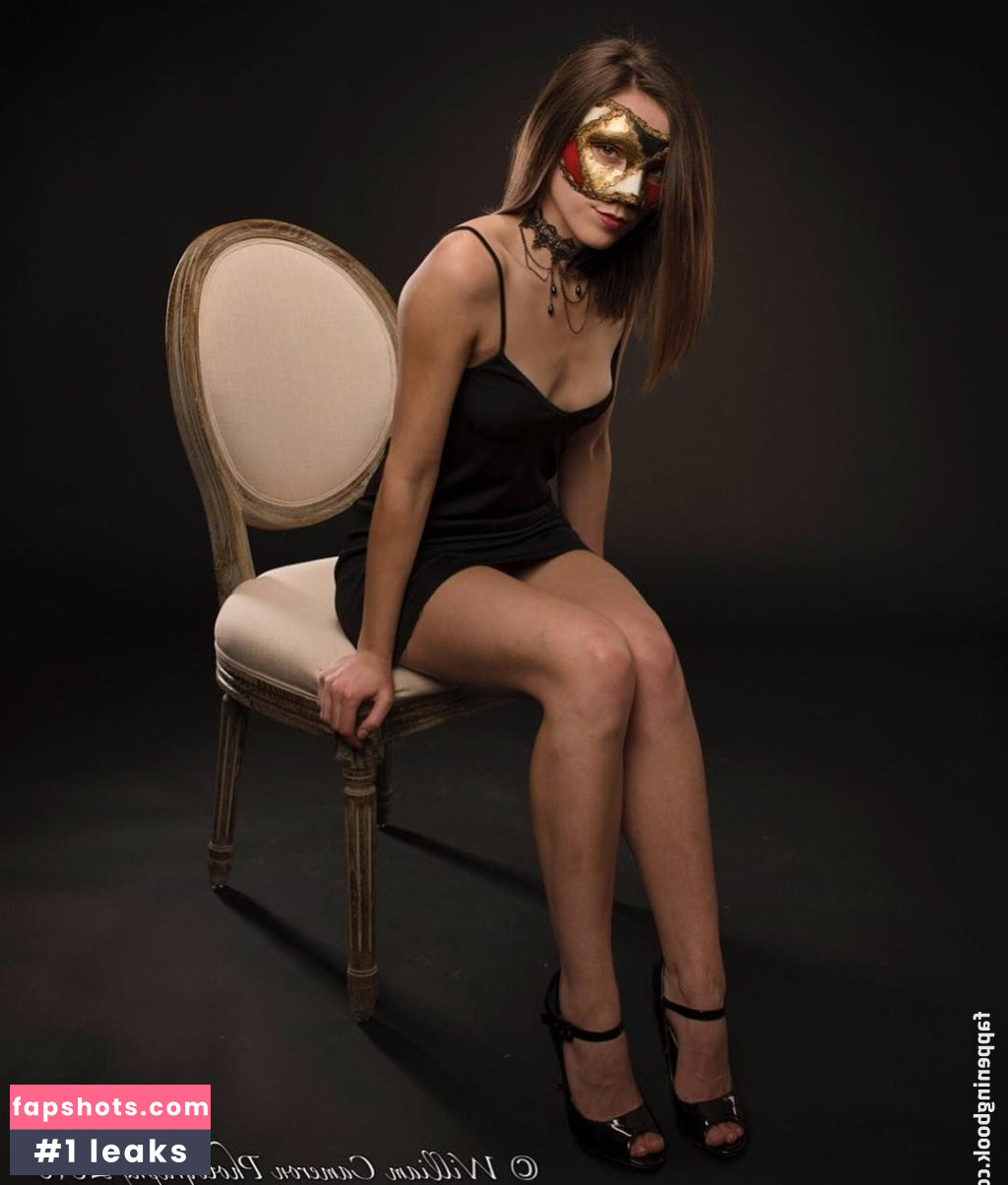 Elena Generi gallery photo #115