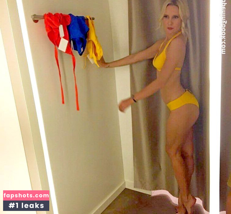 Elena Letuchaya nude babe gallery