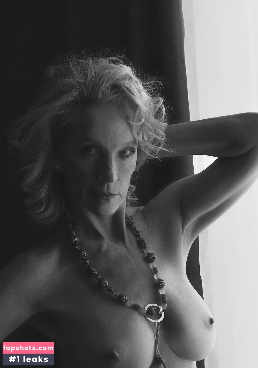 Elena Luneva gallery photo #49