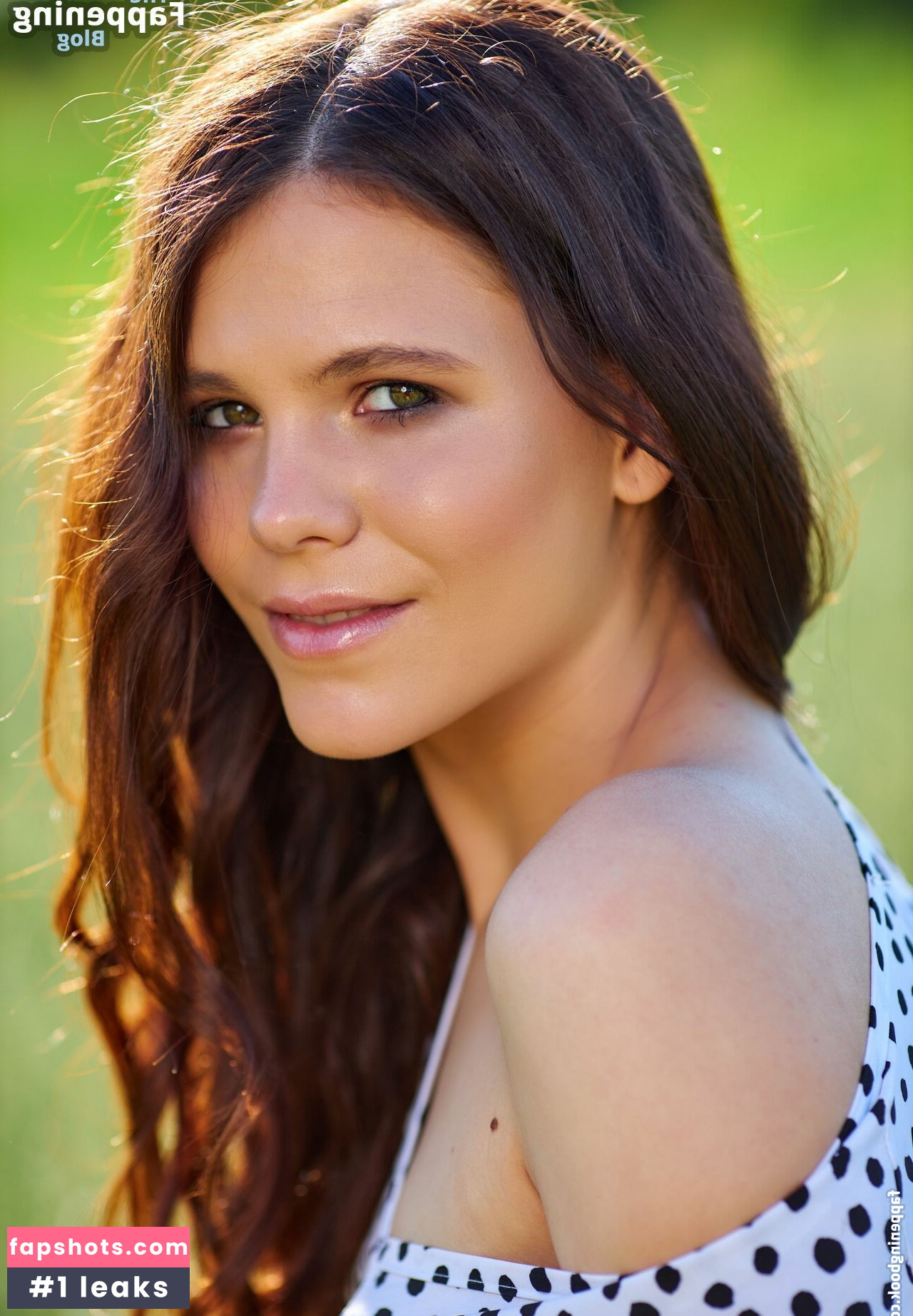 Elena Max gallery photo #14