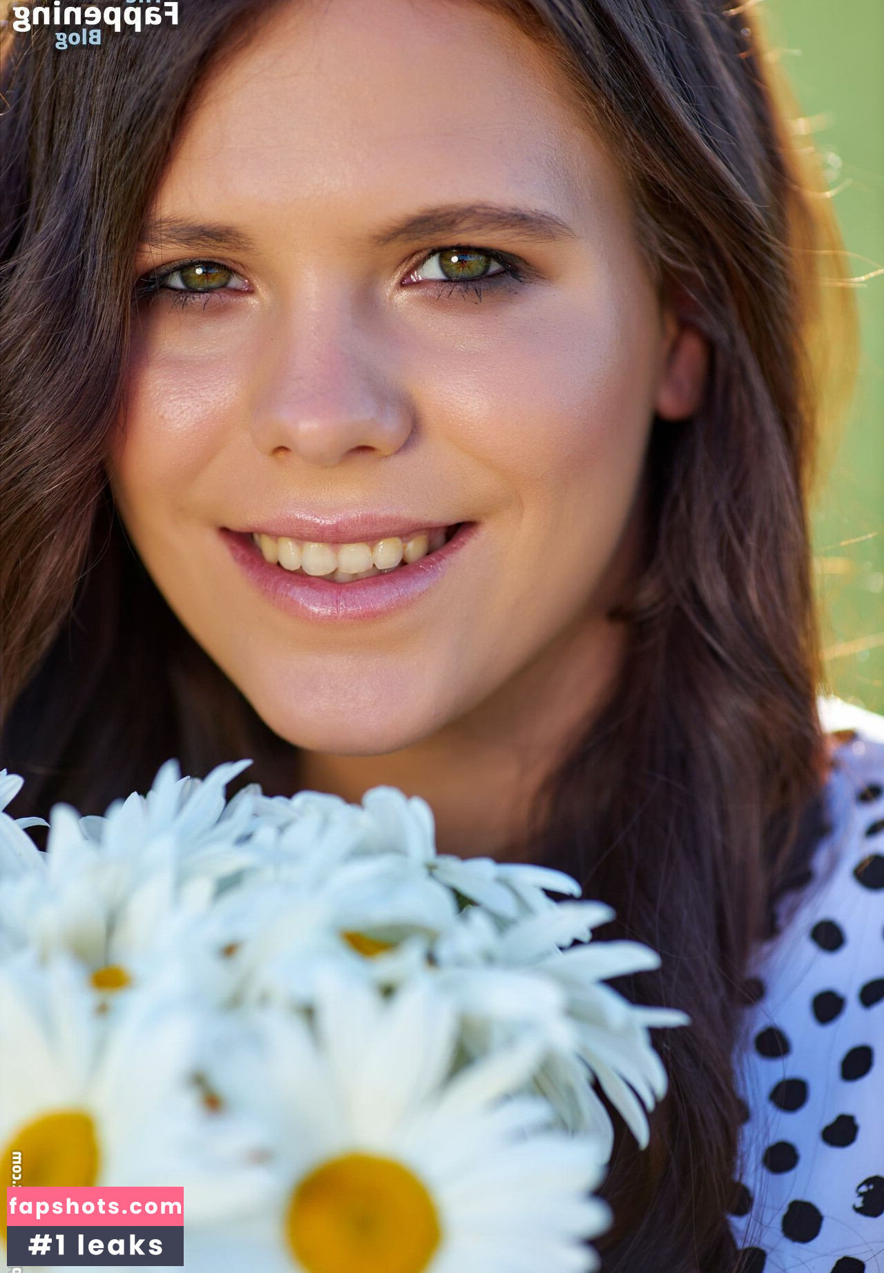 Elena Max gallery photo #29