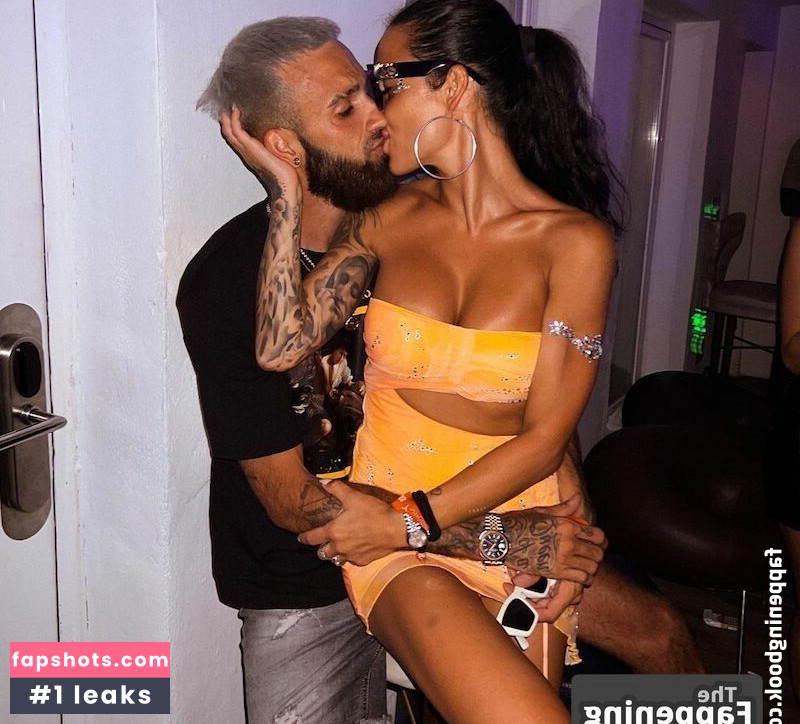 Elena Miras gallery photo #21