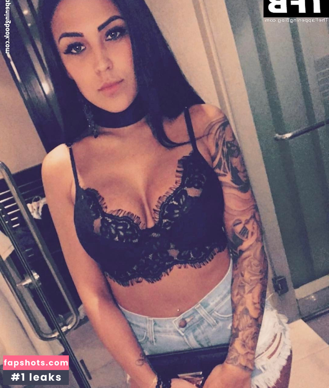 Elena Miras gallery photo #71