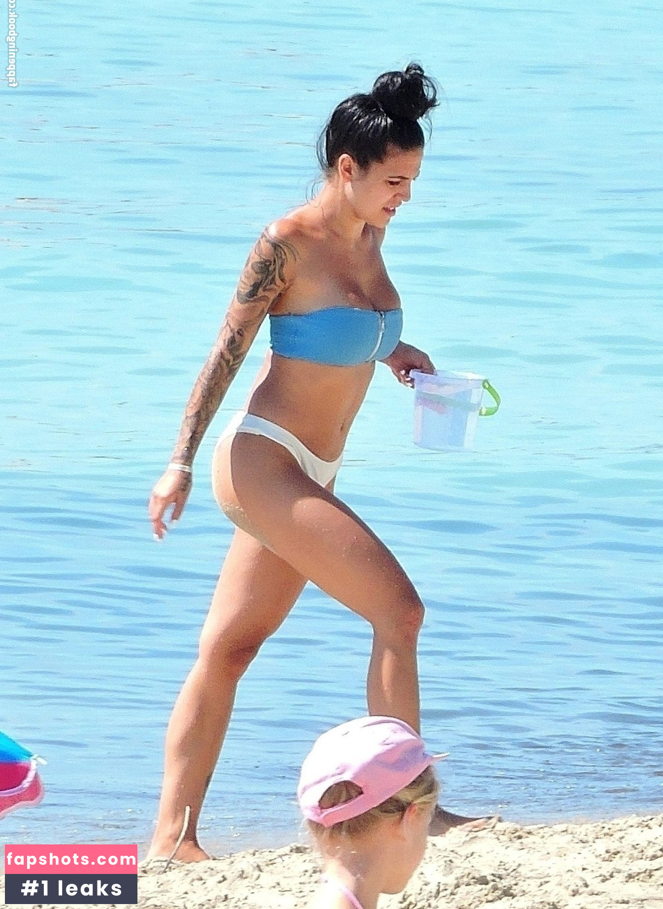 Elena Miras gallery photo #83