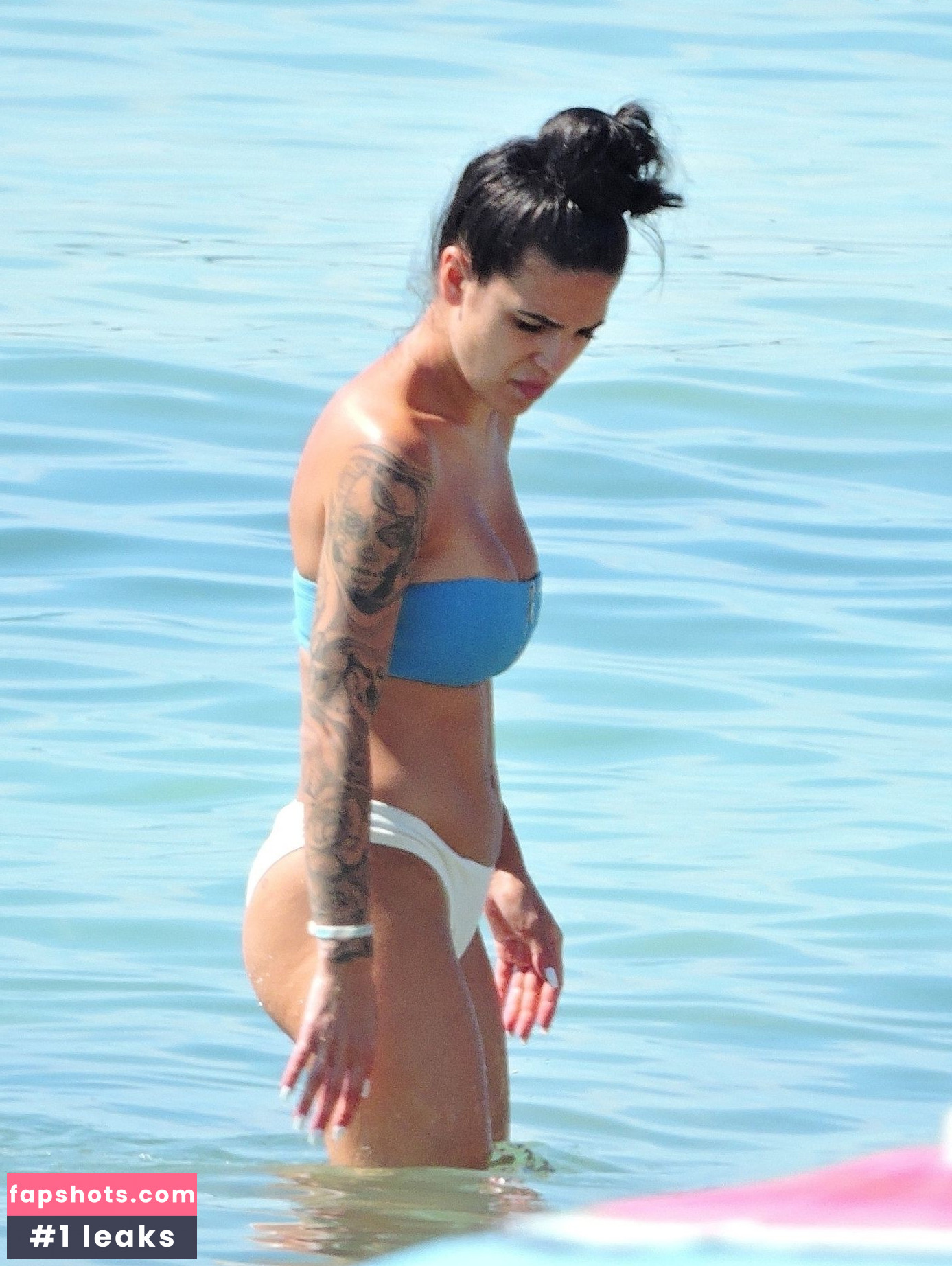 Elena Miras gallery photo #89