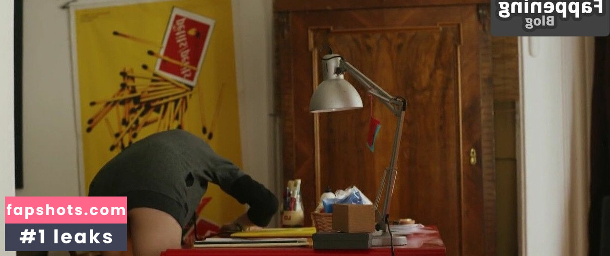 Elena Radonicich gallery photo #2