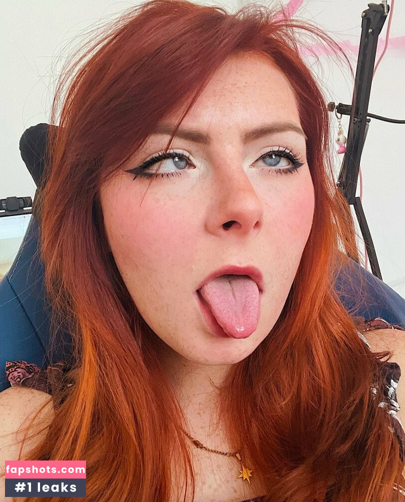 Eléna-Rose Burri Nude Leaks OnlyFans Photos #26 - LeakJerk