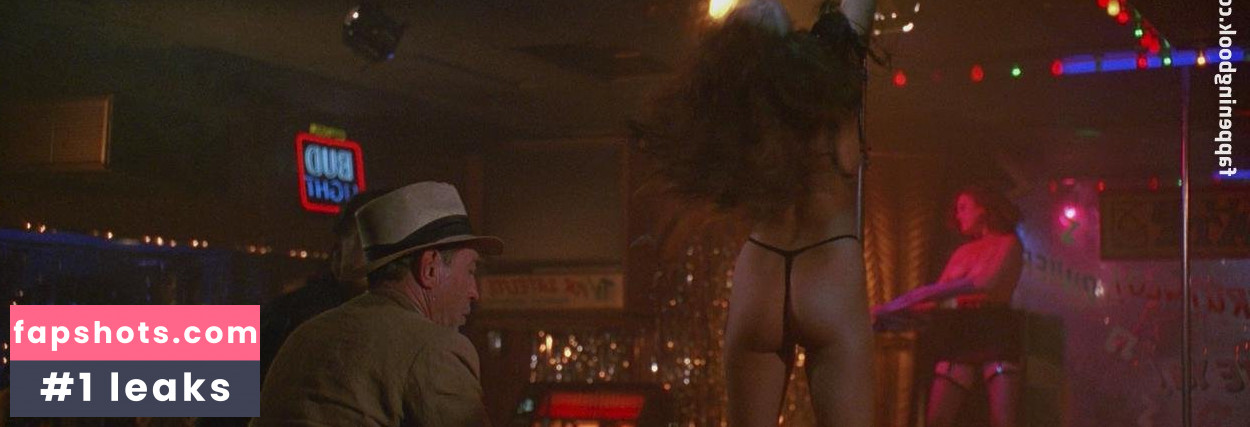 Elena Sahagun gallery photo #13