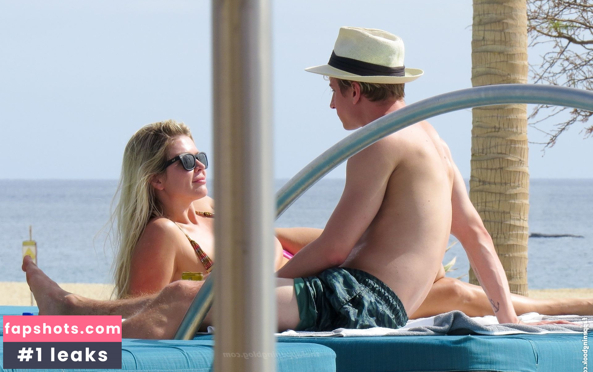 Elena Samodanova gallery photo #23