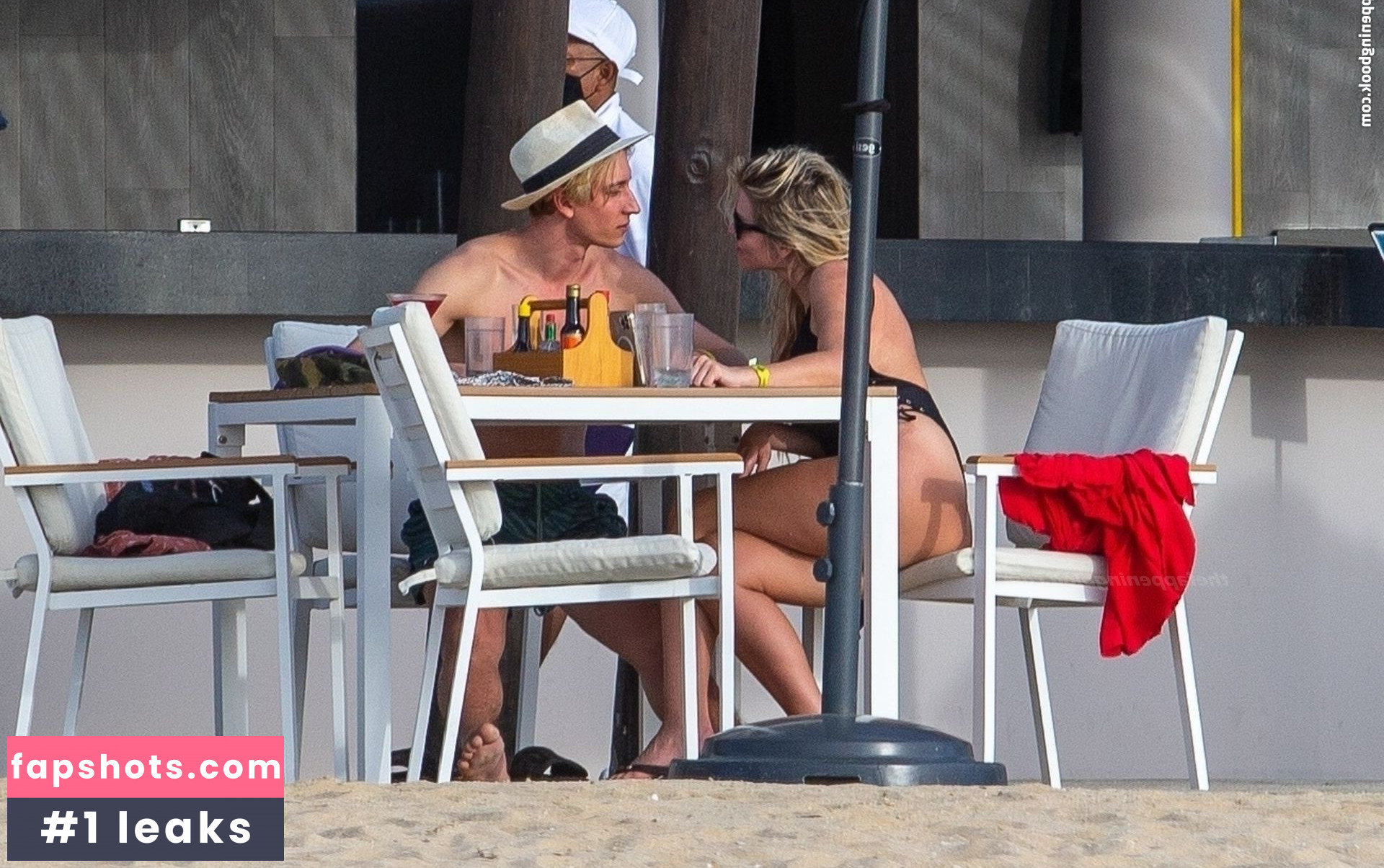 Elena Samodanova gallery photo #52