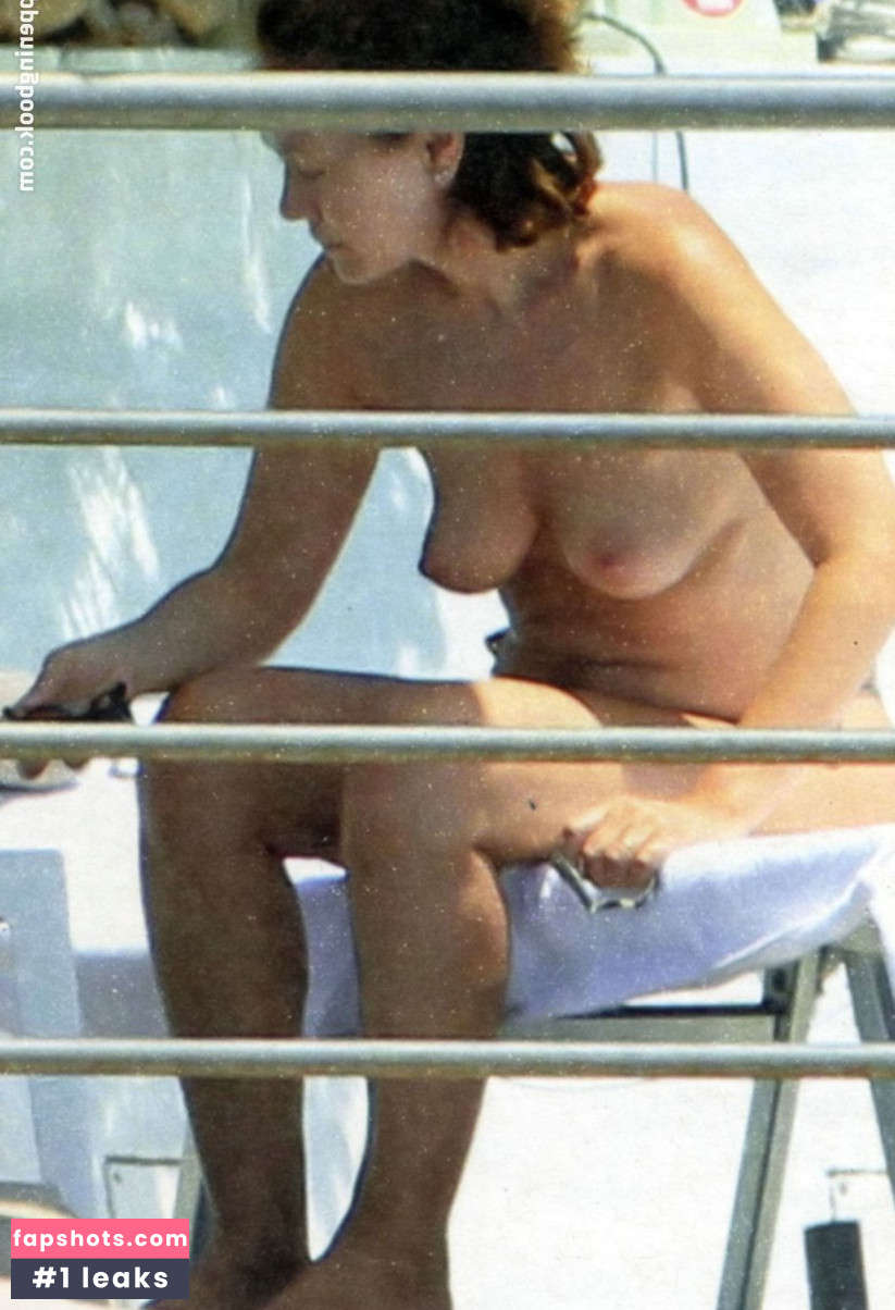 Elena Sofia Ricci gallery photo #56