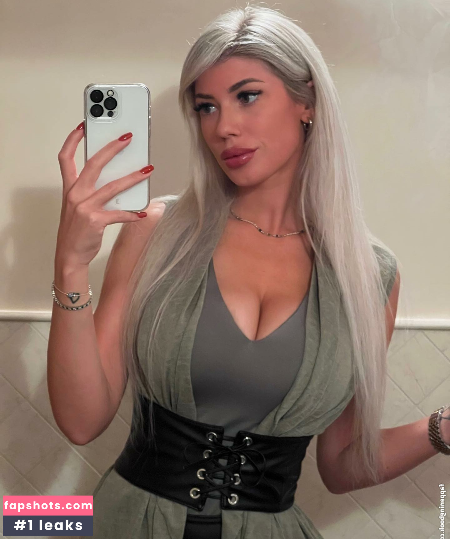 Elena Sottana gallery photo #49