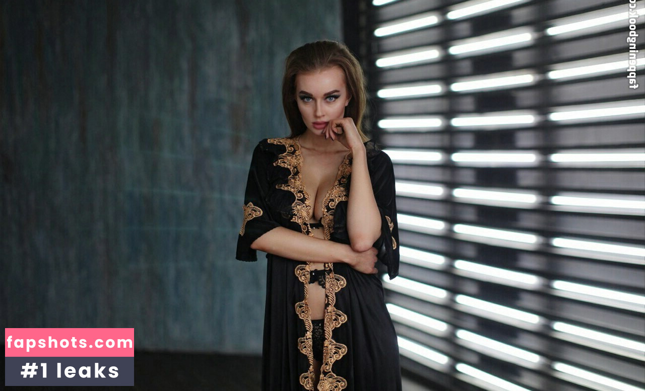 Elena Veyron Filtración Desnuda OnlyFans Foto #5 - Fapshots