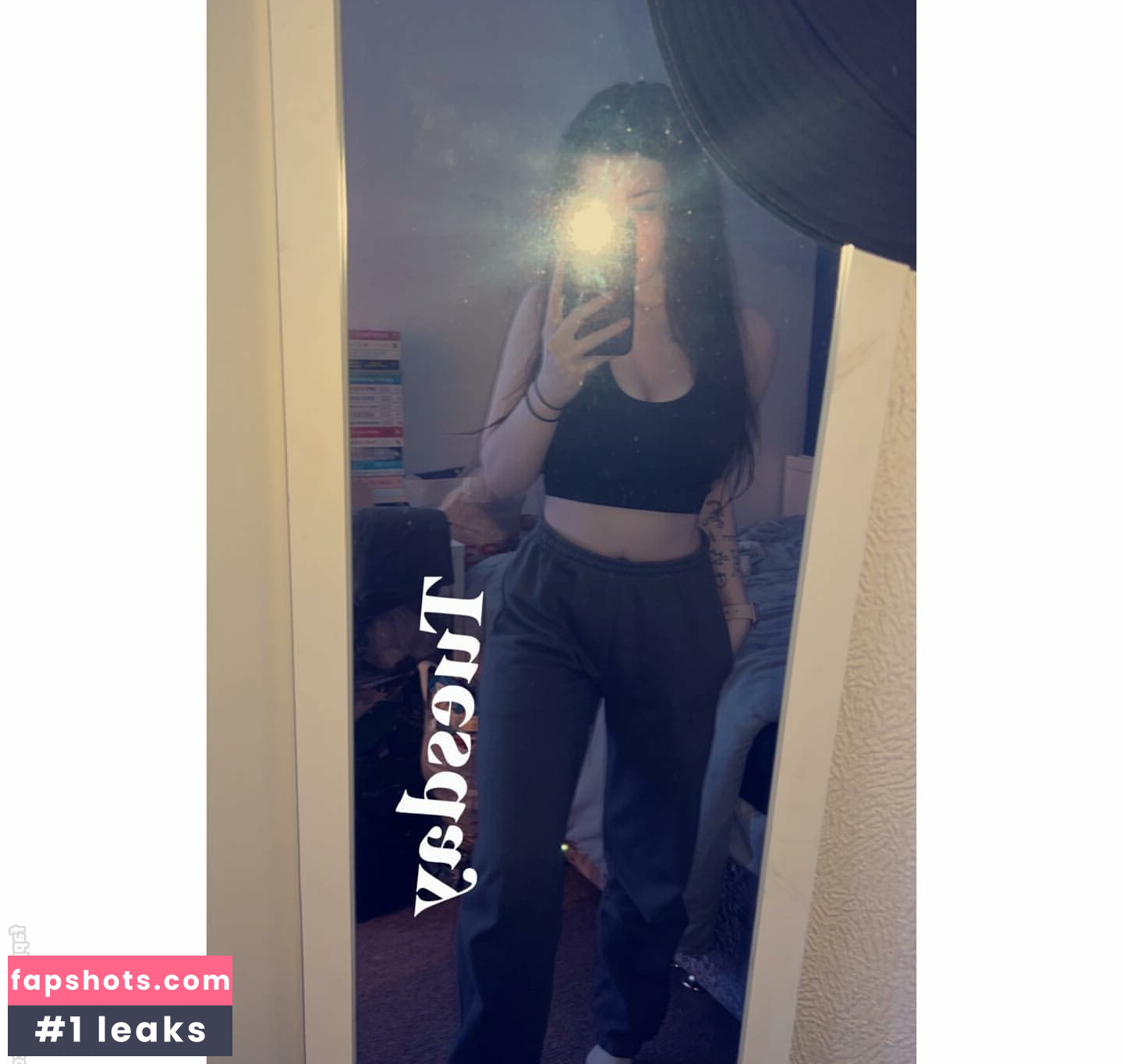 Eleri Evans gallery photo #23