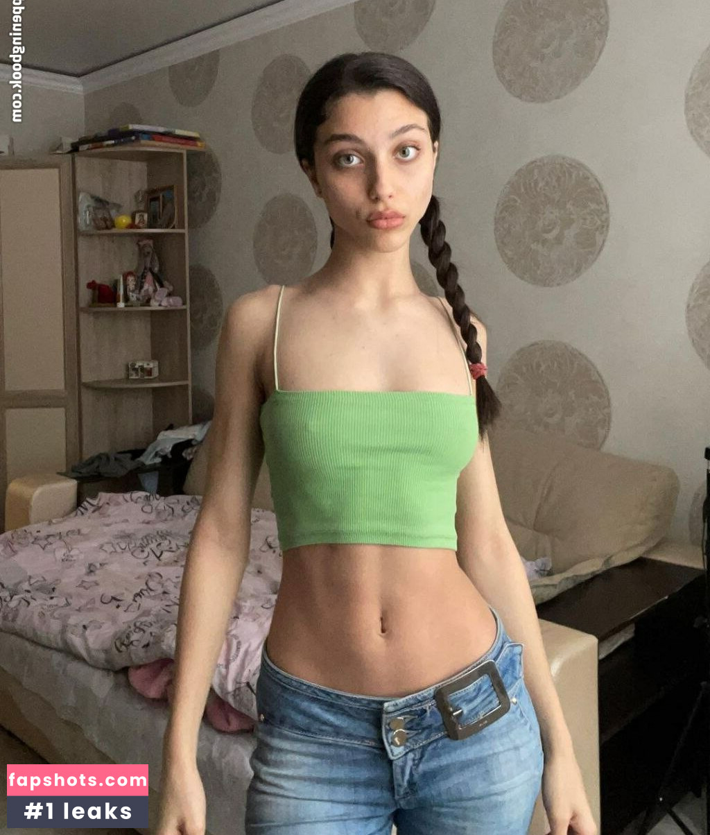 elf__ia gallery photo #8