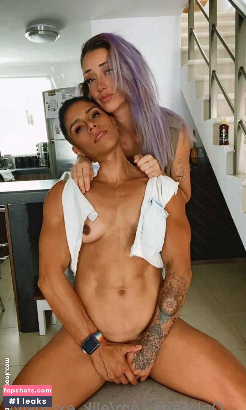 Elik_fitcouplegirls gallery photo #51