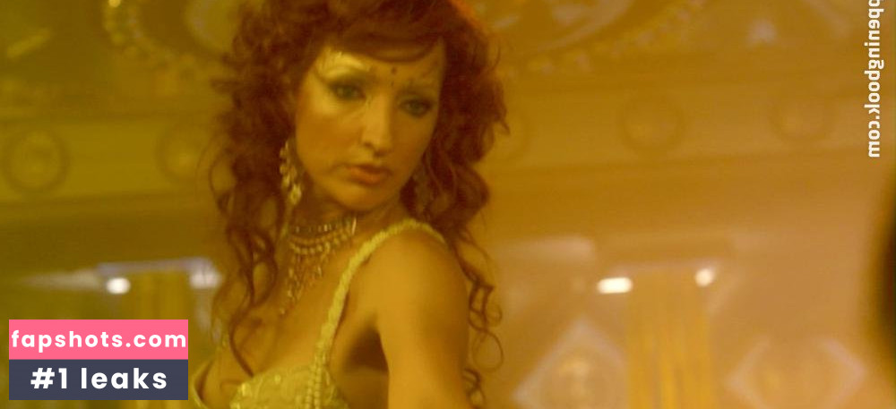 Elika Portnoy gallery photo #13