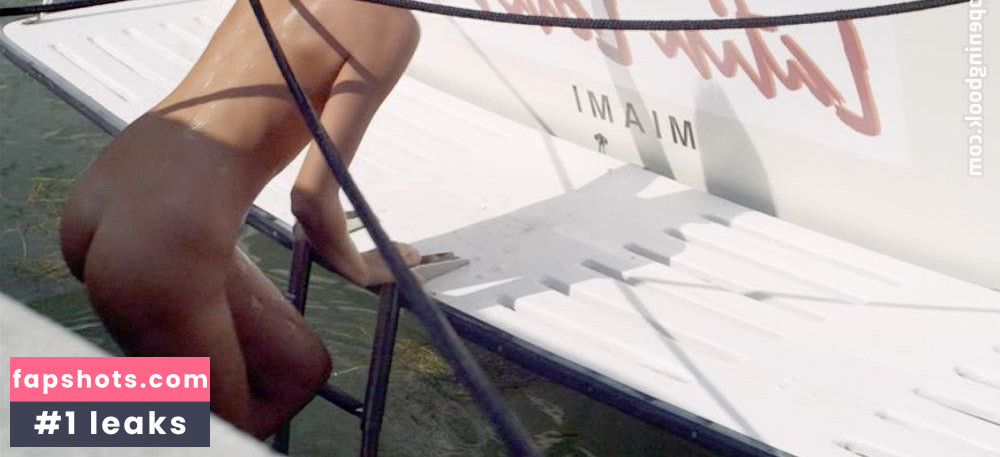 Elika Portnoy gallery photo #4