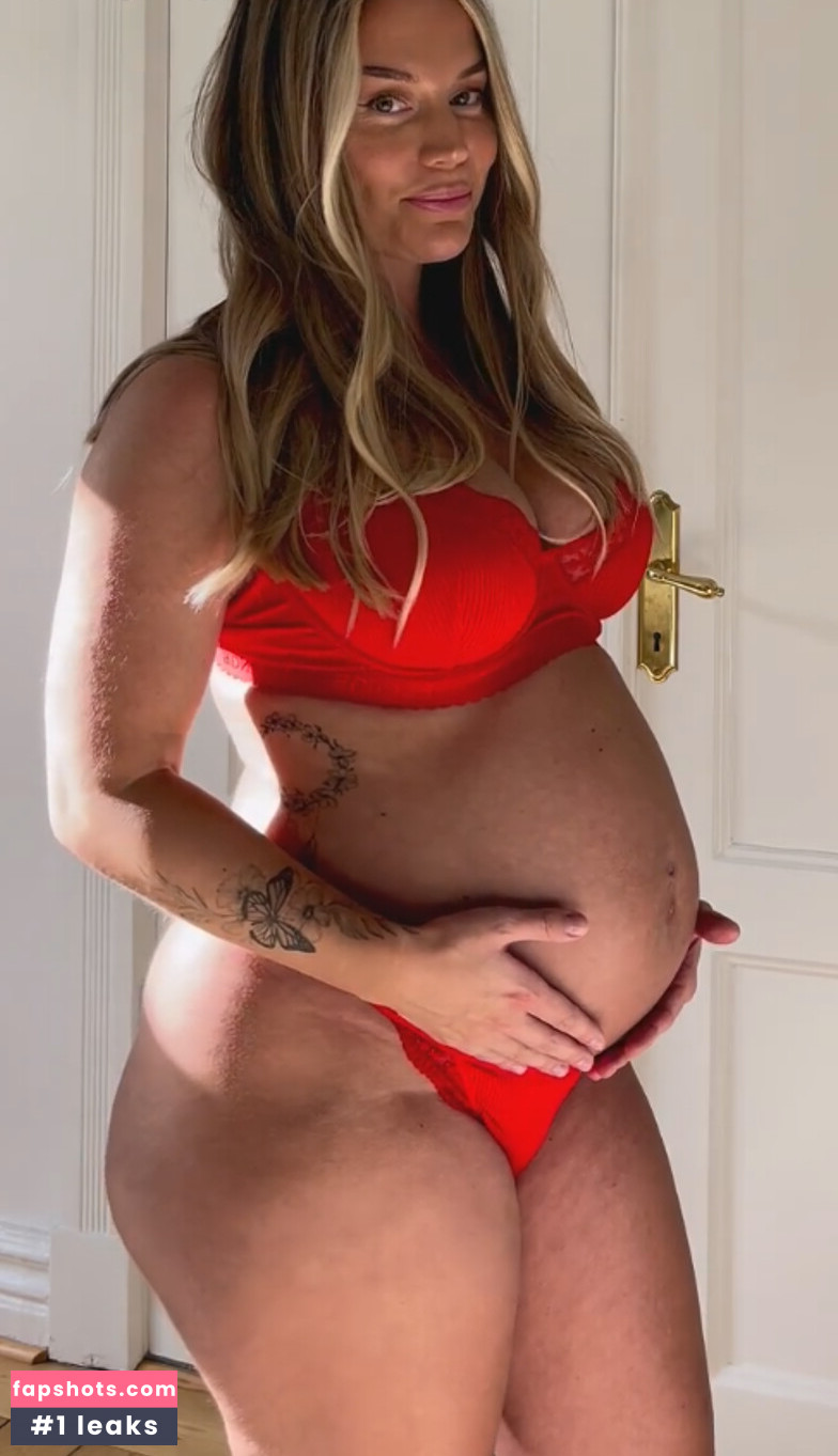 Elin Hedstrom gallery photo #29