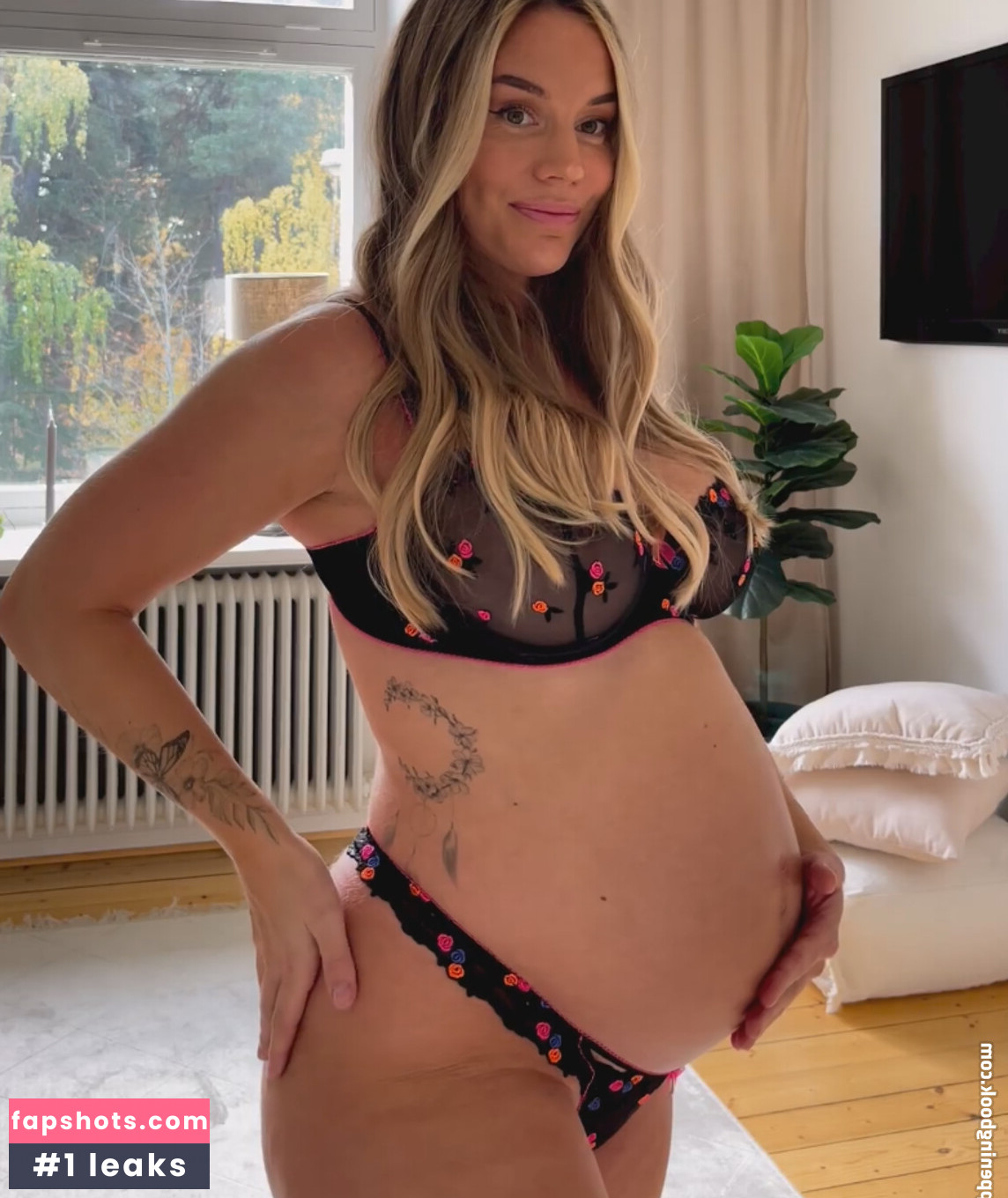 Elin Hedstrom gallery photo #36