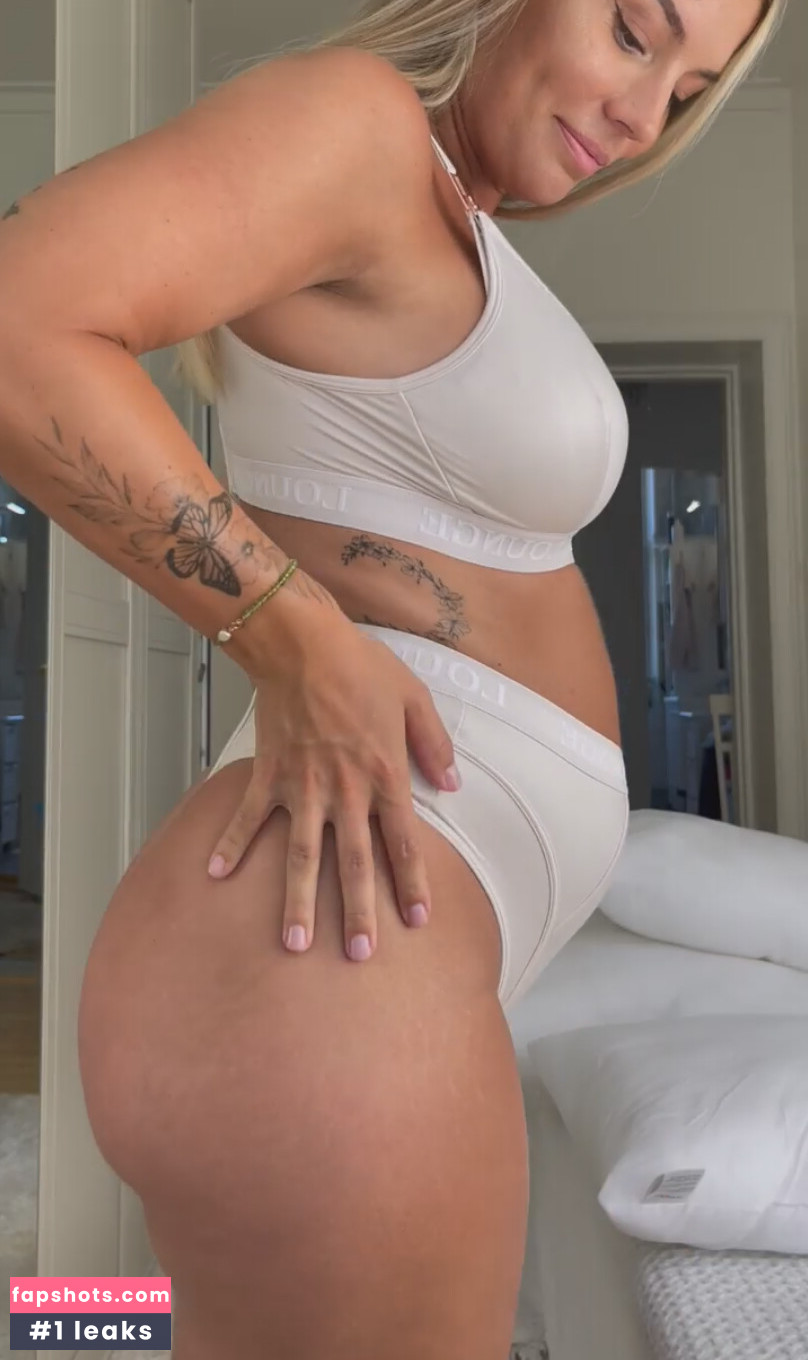 Elin Hedstrom gallery photo #90