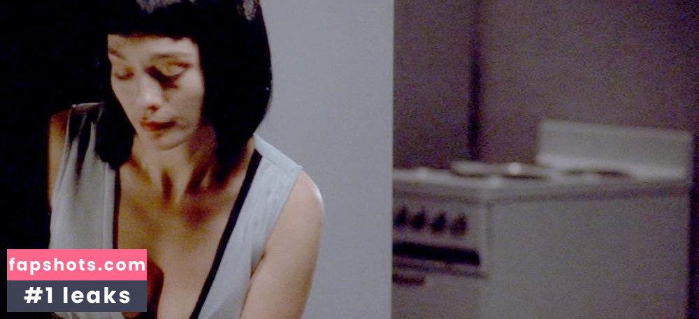 Elina Löwensohn gallery photo #13