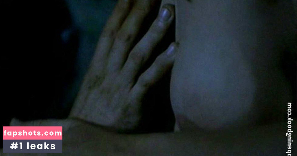 Elina Löwensohn gallery photo #15