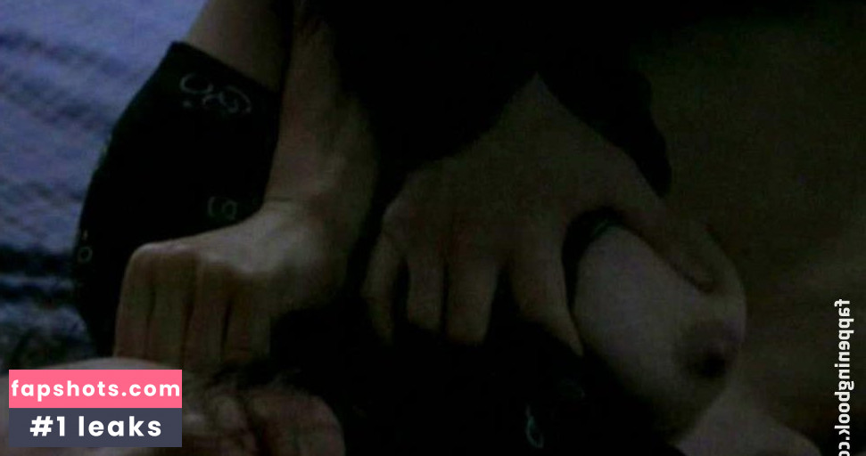 Elina Löwensohn gallery photo #18