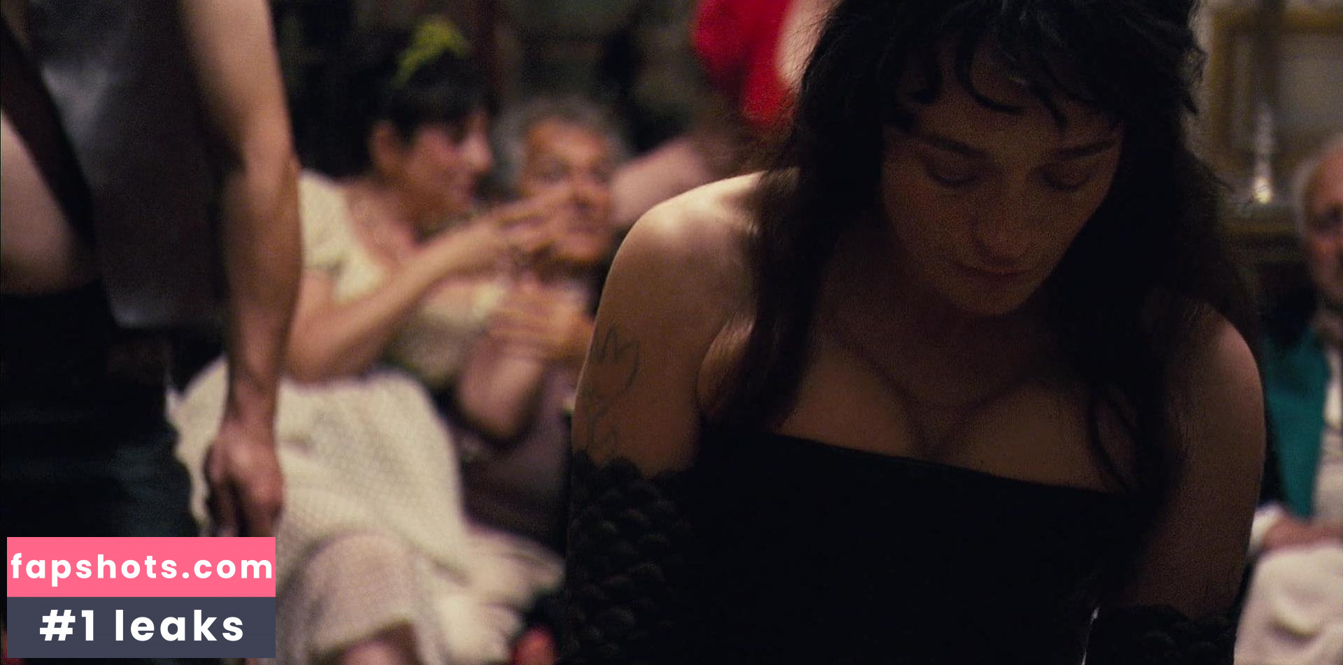 Elina Löwensohn gallery photo #36