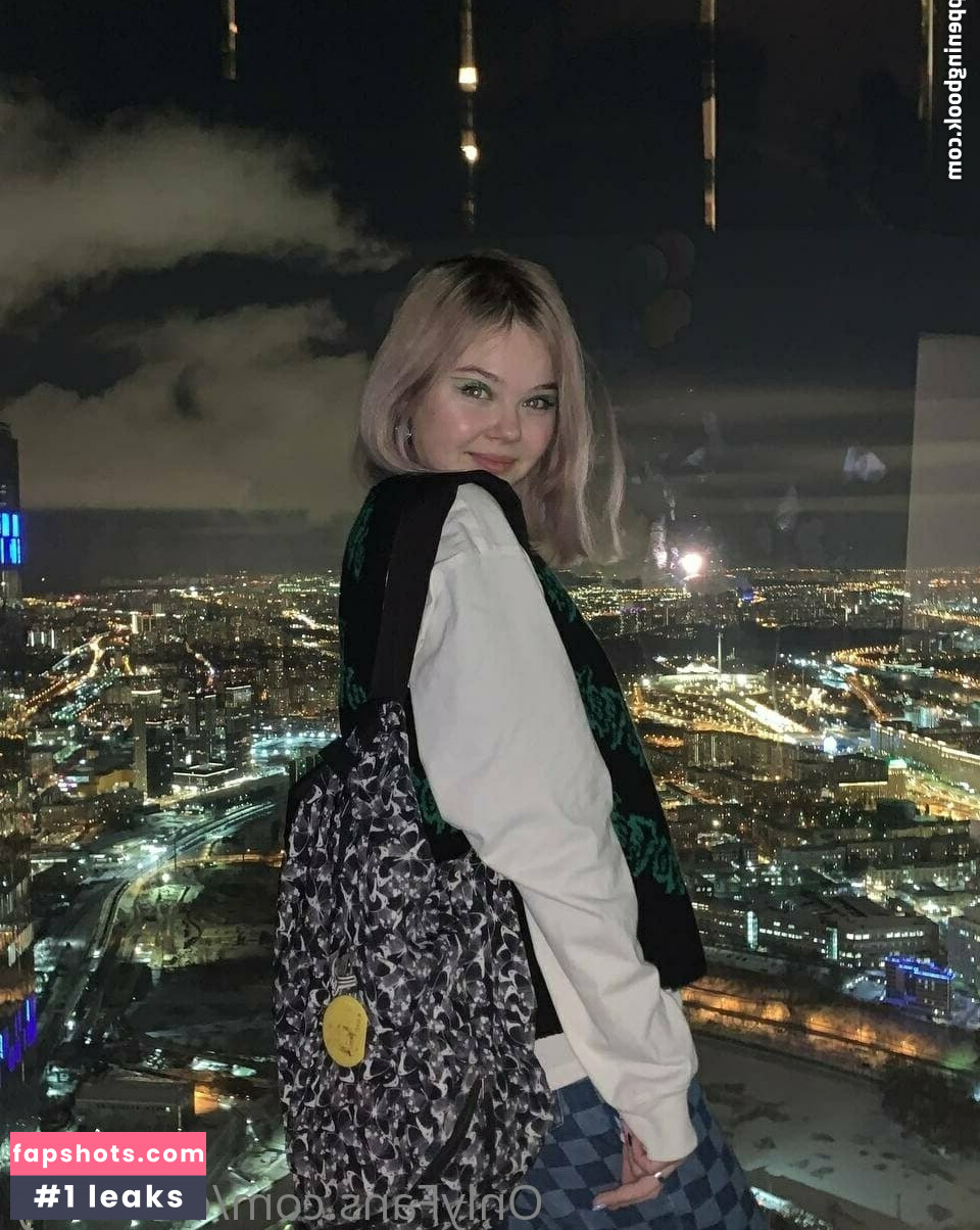 elinakitty gallery photo #3