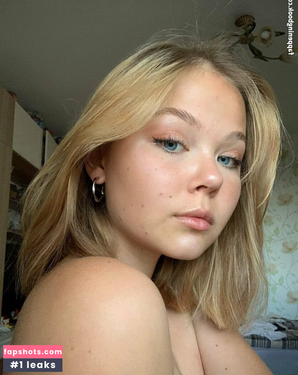 elinakitty gallery photo #6