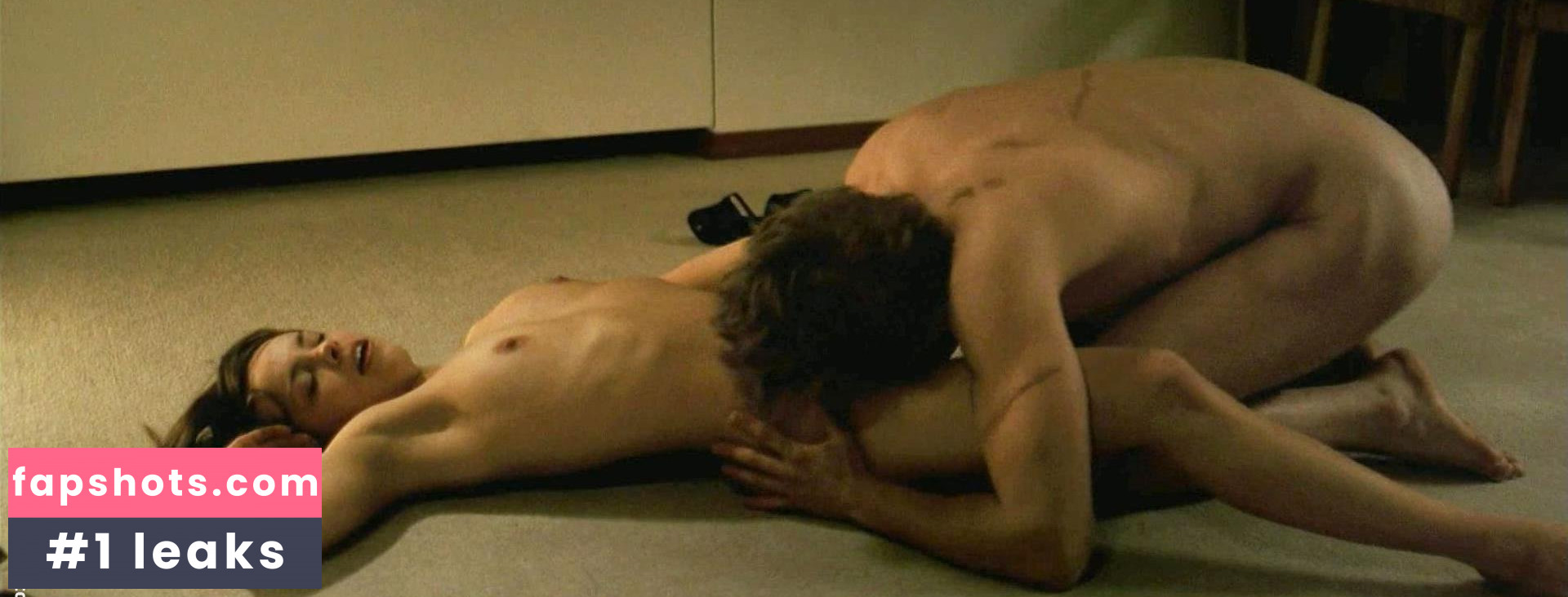 Eline Kuppens gallery photo #10