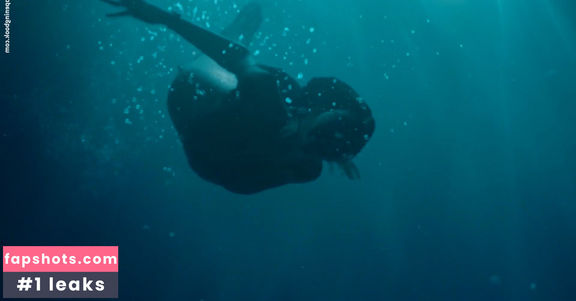 Eline Powell gallery photo #22