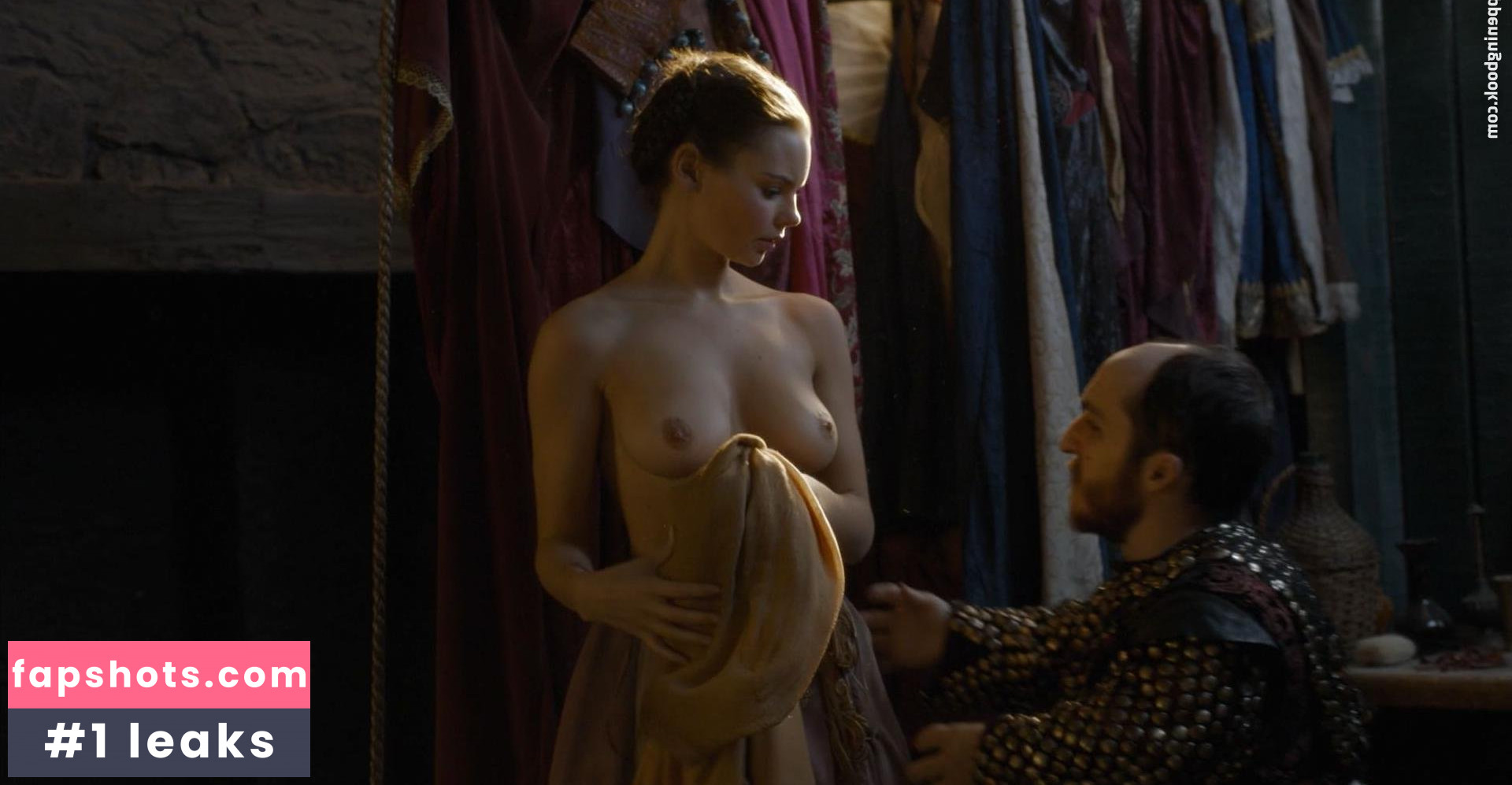 Eline Powell gallery photo #48