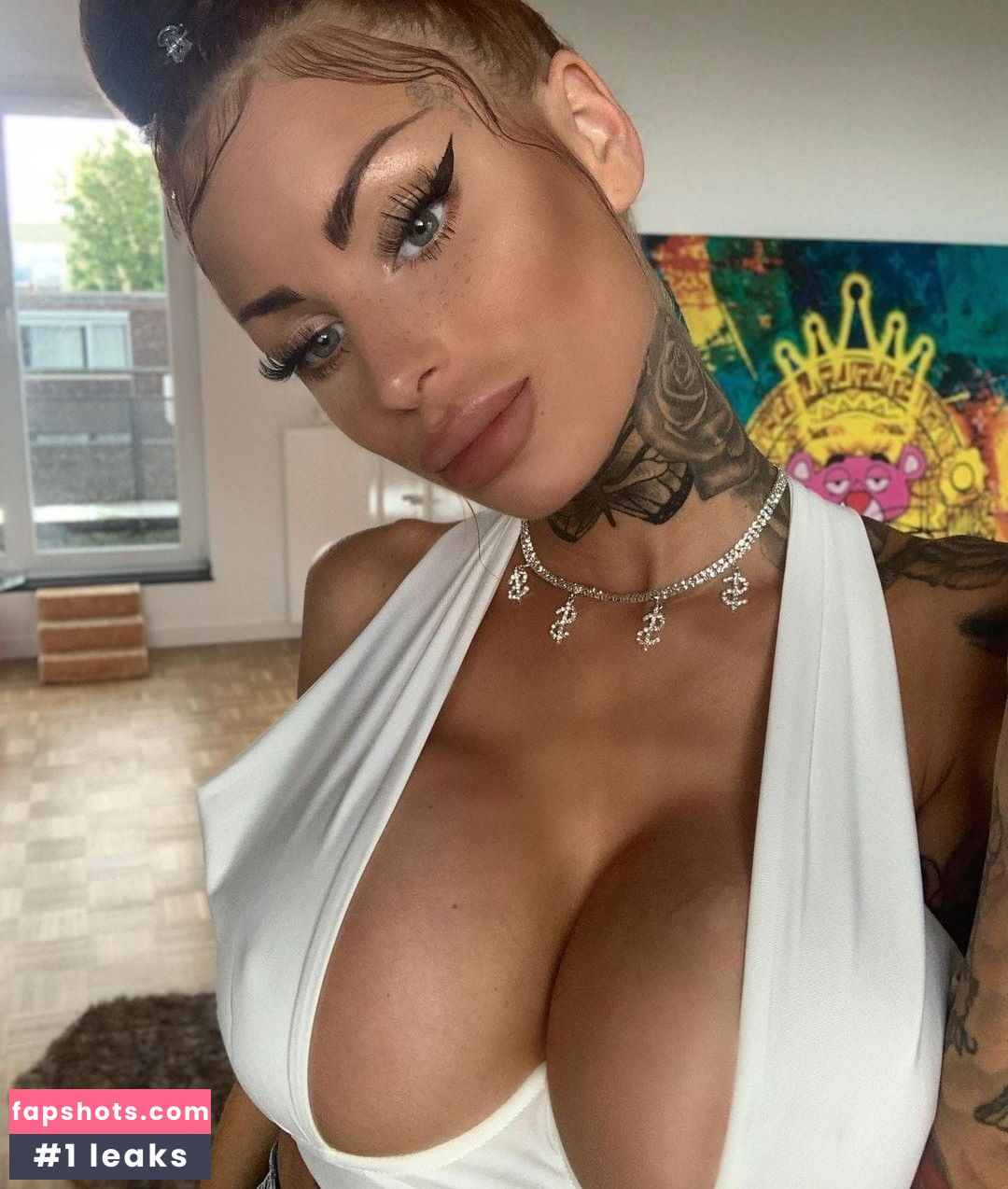 Elisa Albrich gallery photo #34