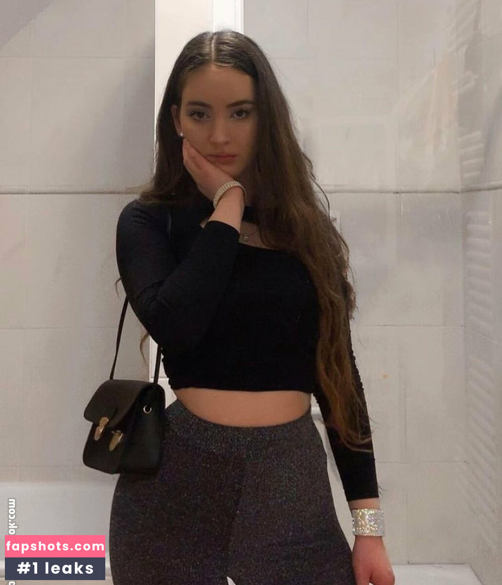 Elisa Aline gallery photo #154