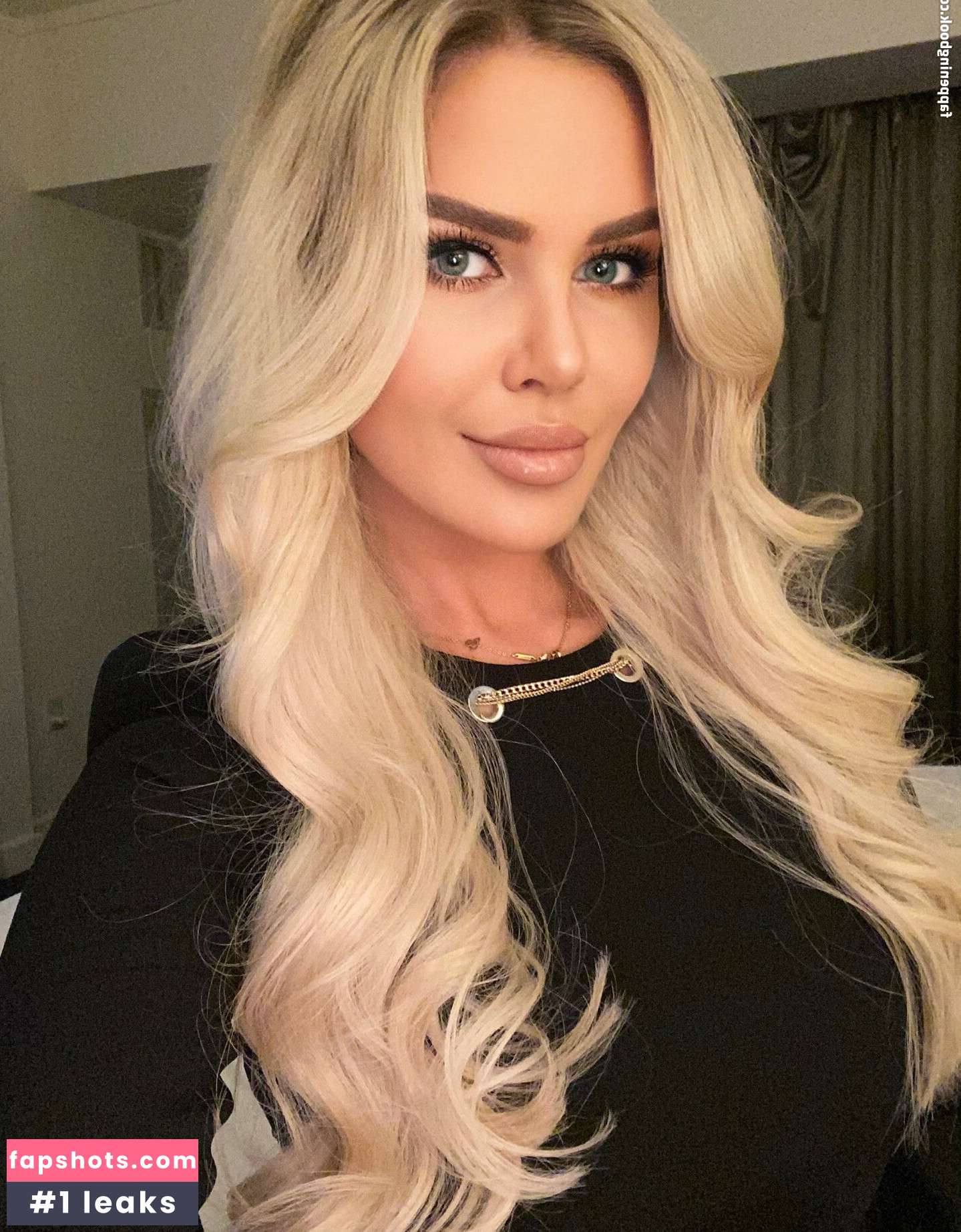 Elisa Bethann gallery photo #10